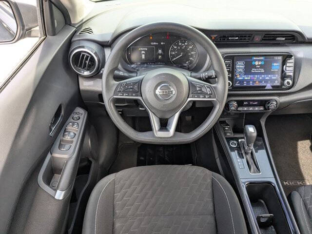 2021 Nissan Kicks SV