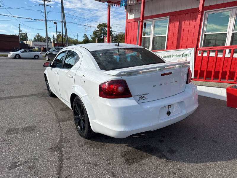 2013 Dodge Avenger SE
