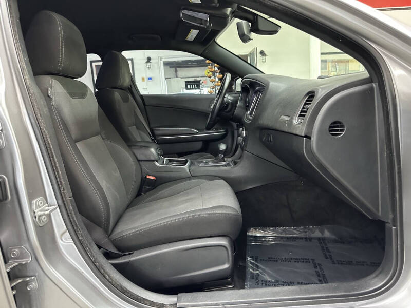 2015 Dodge Charger SE