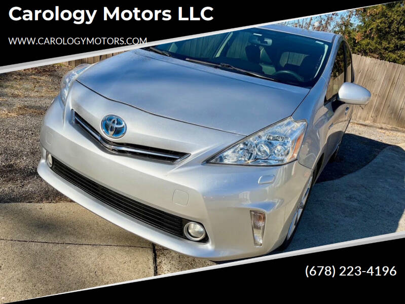 2012 Toyota Prius v Five