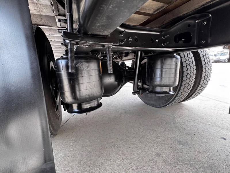 2019 International DuraStar 4300