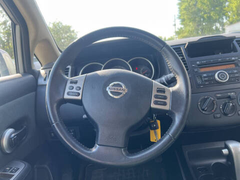 2012 Nissan Versa 1.8 S