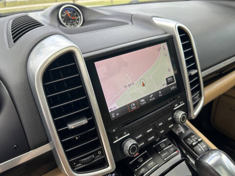 2017 Porsche Cayenne Platinum Edition