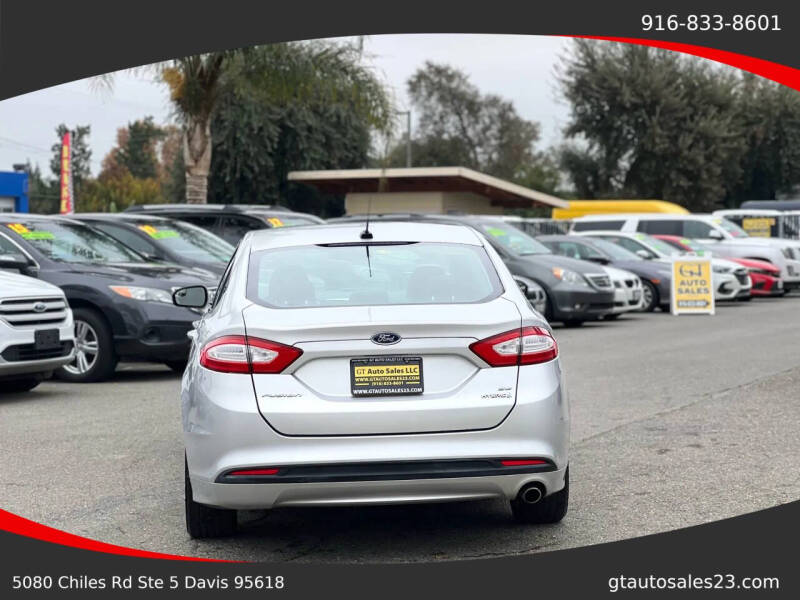 2013 Ford Fusion Hybrid SE