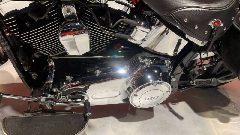 2017 Harley-Davidson FLSTC Heritage Softail Classic