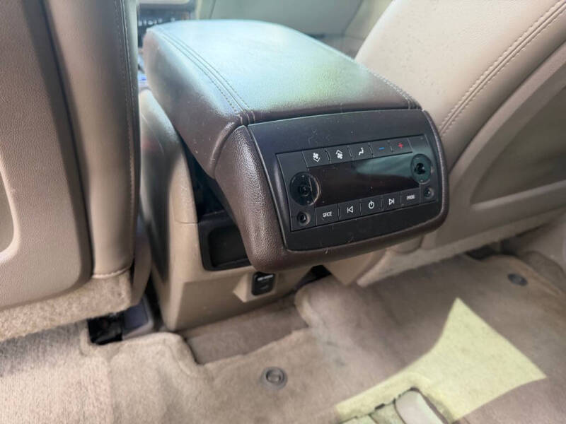 2016 GMC Acadia Denali