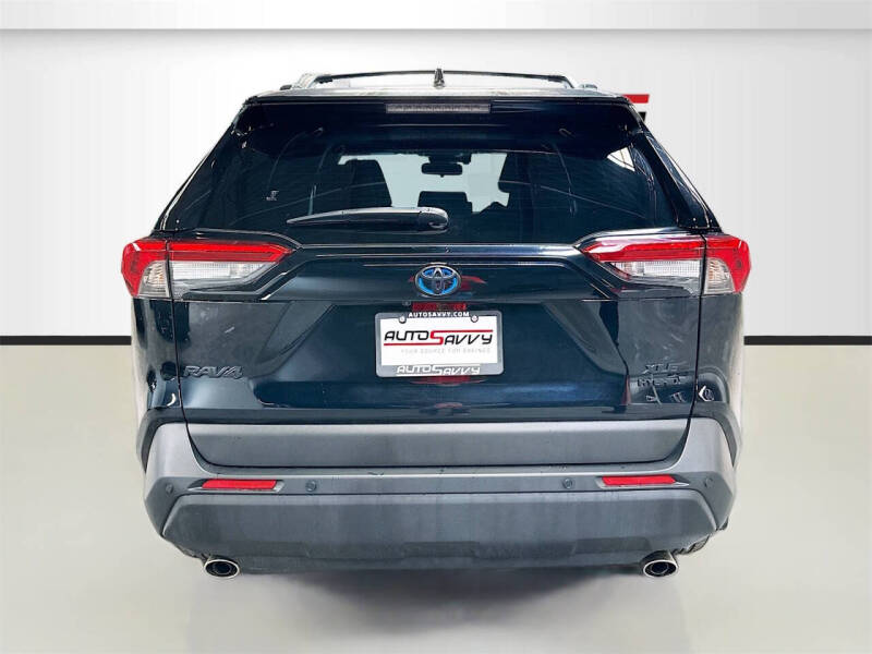 2024 Toyota RAV4 Hybrid XLE Premium