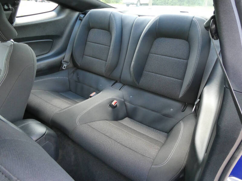 2015 Ford Mustang V6