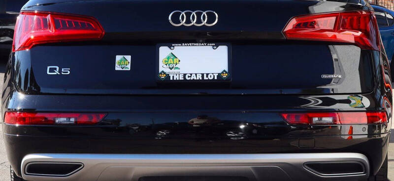 2020 Audi Q5 quattro Titanium Premium 45 TFSI