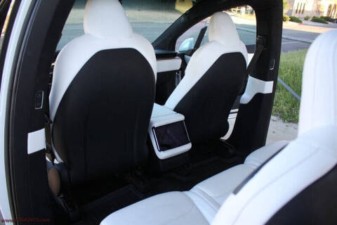 2023 Tesla Model X Standard Range