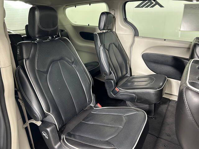 2022 Chrysler Pacifica Limited