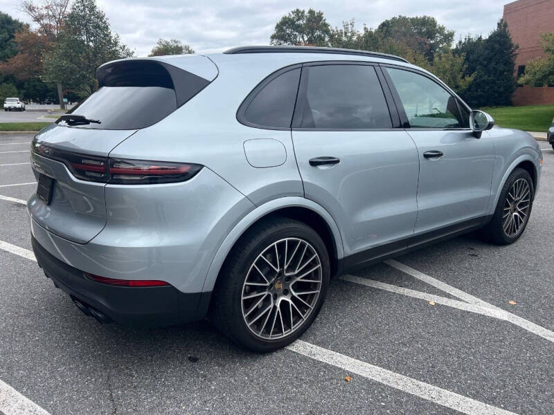 2023 Porsche Cayenne