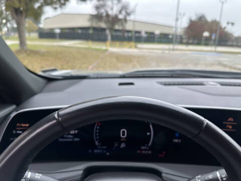 2024 Cadillac XT4 Premium Luxury