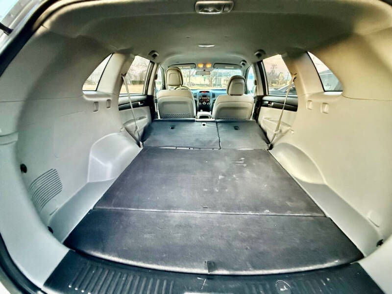 2012 Kia Sorento LX
