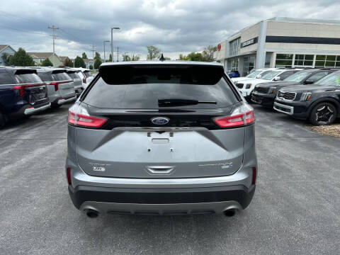 2020 Ford Edge Titanium