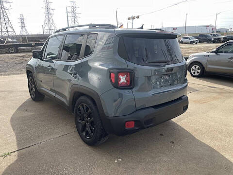 2017 Jeep Renegade Altitude
