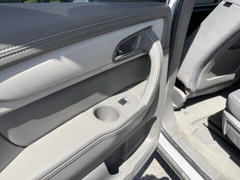 2016 Chevrolet Traverse LS
