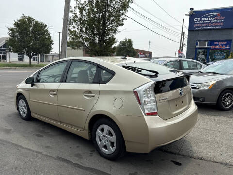 2010 Toyota Prius III