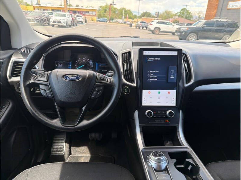 2024 Ford Edge SE