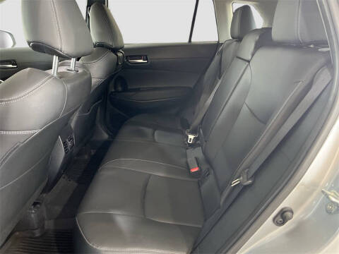 2024 Toyota Corolla Cross XLE