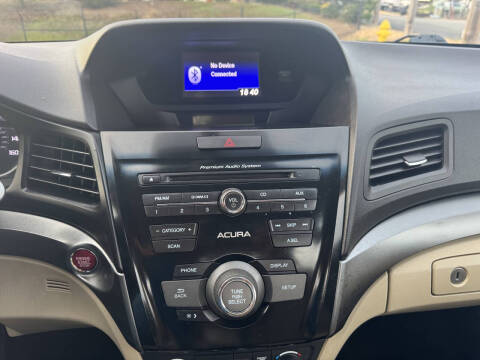 2014 Acura ILX 2.0L w/Premium