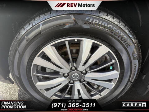 2020 Nissan Pathfinder SV