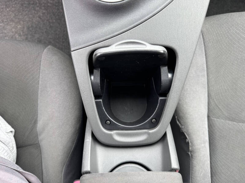 2011 Toyota Prius Two