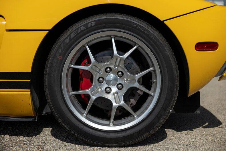 2005 Ford GT