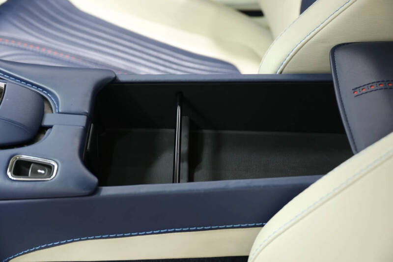 2017 Aston Martin DB11