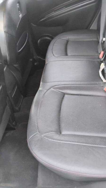 2013 Nissan Rogue SV w/SL Package