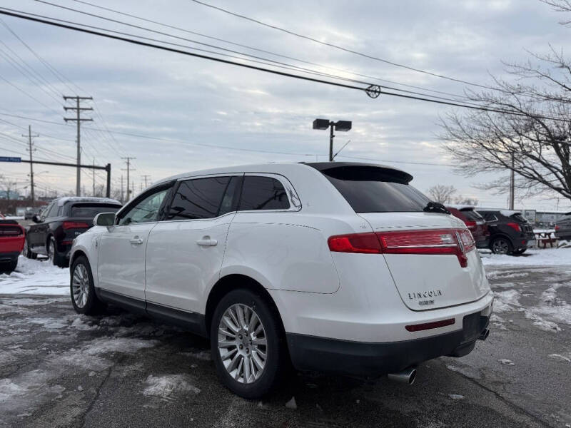 2010 Lincoln MKT