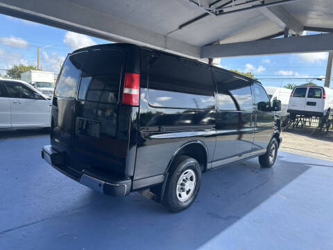 2018 Chevrolet Express 2500
