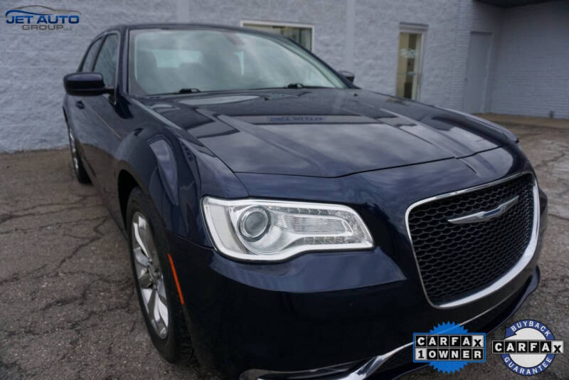 2015 Chrysler 300 Limited