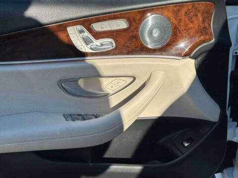 2017 Mercedes-Benz E-Class E 300 4MATIC