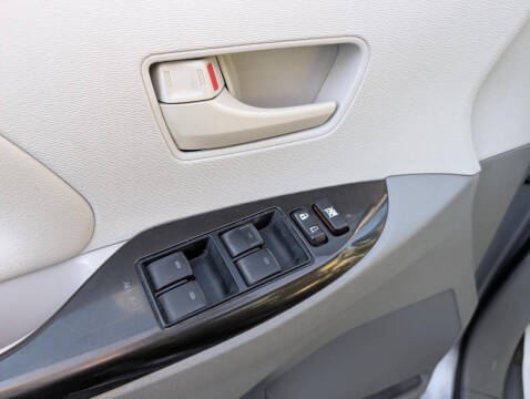2014 Toyota Sienna L 7-Passenger