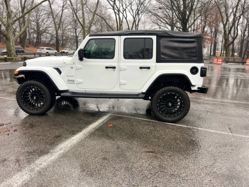 2018 Jeep All-New Wrangler Unlimited Sahara photo 4