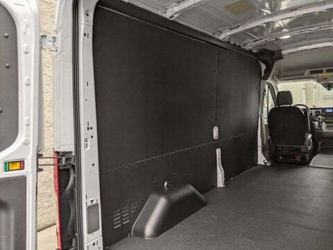 2025 Ford Transit 250