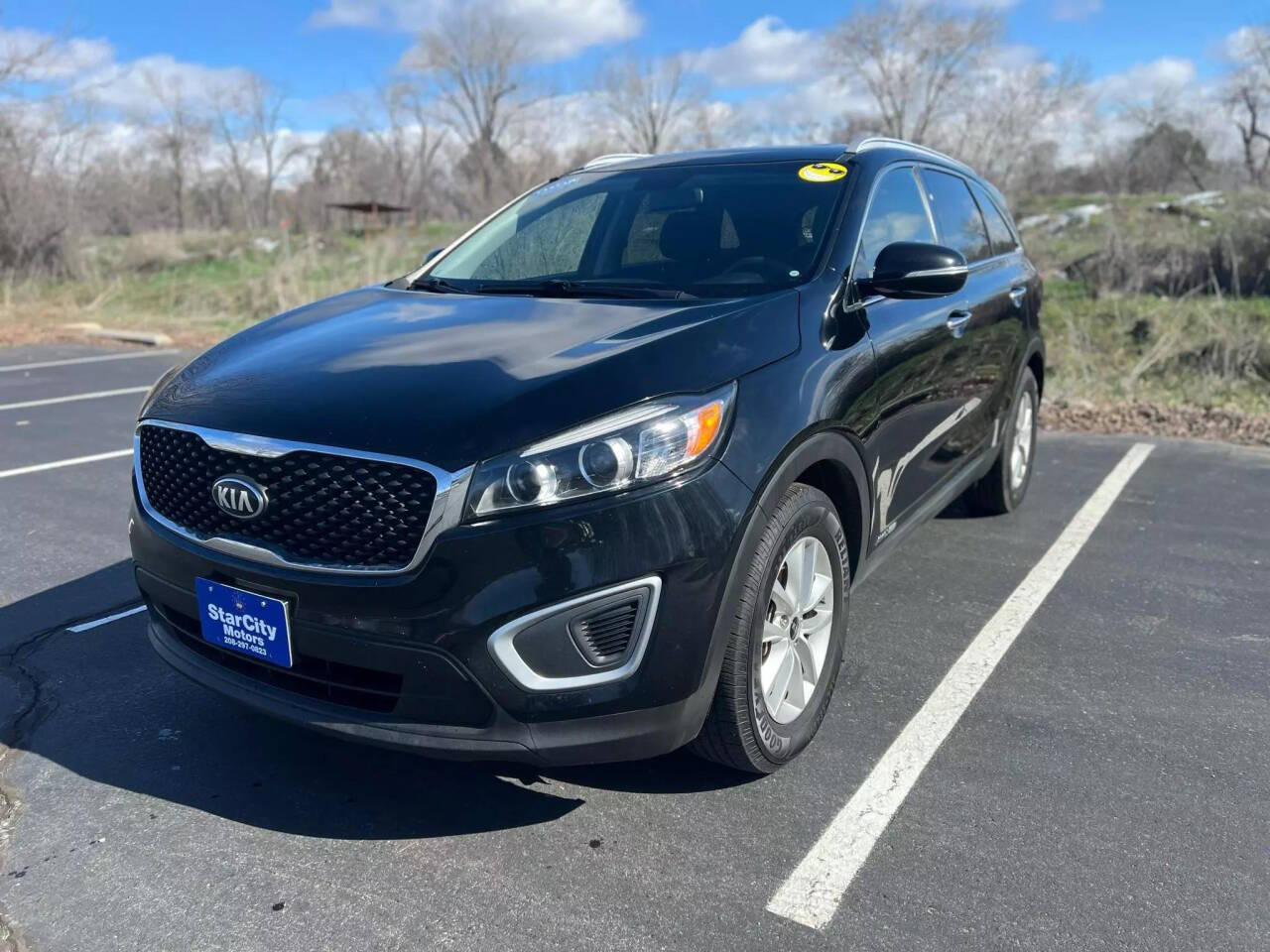 2017 Kia Sorento for sale at Starcity Motors LLC in Garden City, ID