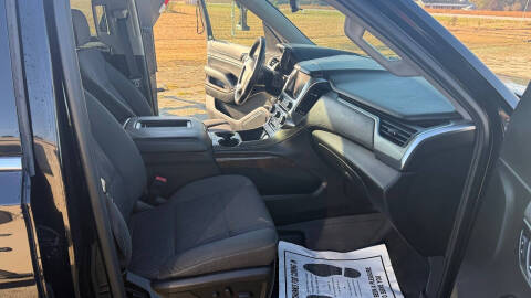 2017 Chevrolet Suburban LS