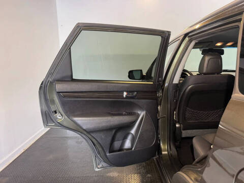 2011 Kia Sorento LX