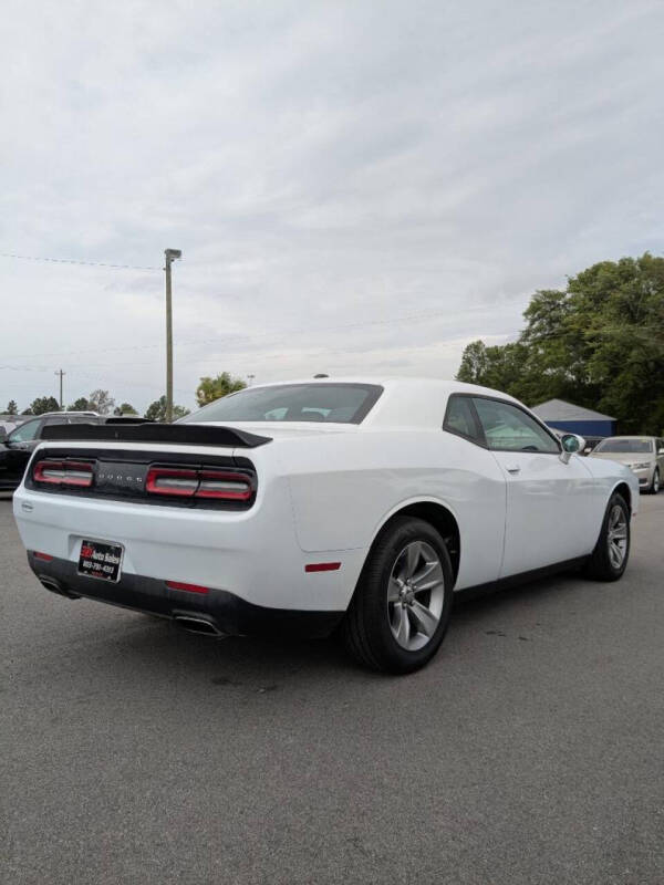 2018 Dodge Challenger SXT