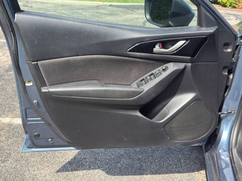 2016 Mazda MAZDA3 i Touring