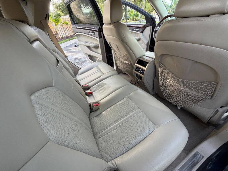 2010 Cadillac SRX Luxury Collection
