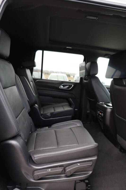 2021 Chevrolet Suburban LT