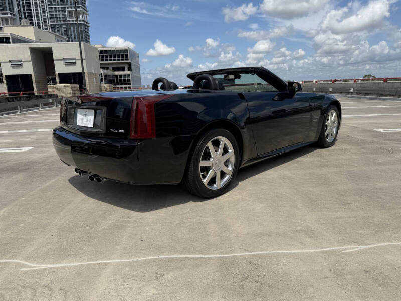 2004 Cadillac XLR