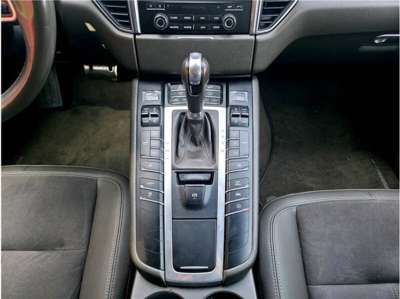 2018 Porsche Macan