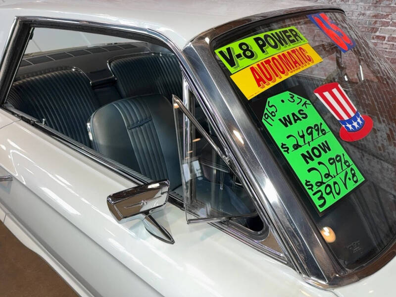 1965 Ford Thunderbird