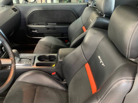 2008 Dodge Challenger SRT8