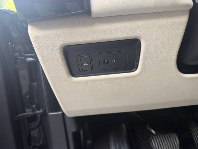 2016 Land Rover Range Rover HSE