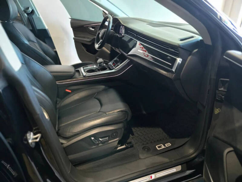 2020 Audi Q8 quattro Prestige 55 TFSI